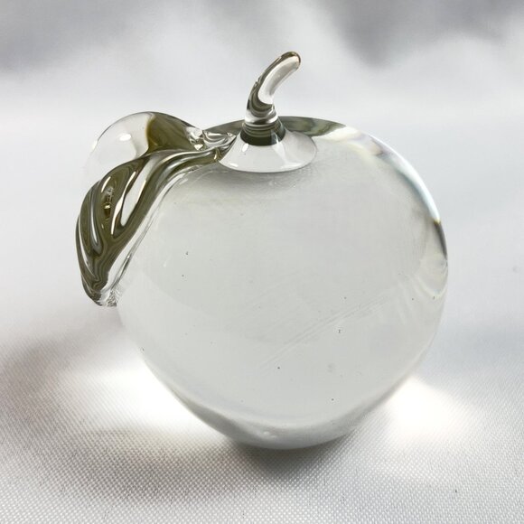 Clear Glass Apple Paperweight Vintage Hand-Blown Sculpted Leaf & Stem 2"x 2.25" - Picture 8 of 12
